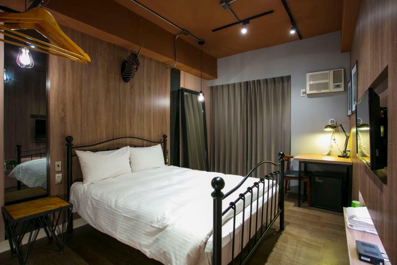 Loft Hostel Fengjia Taichung Eksteriør billede